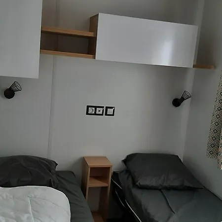 Et Soleil 5 Etoiles A Oleron Empl 170 3ch 1sdb 8 Personnes Les Sables Vignier