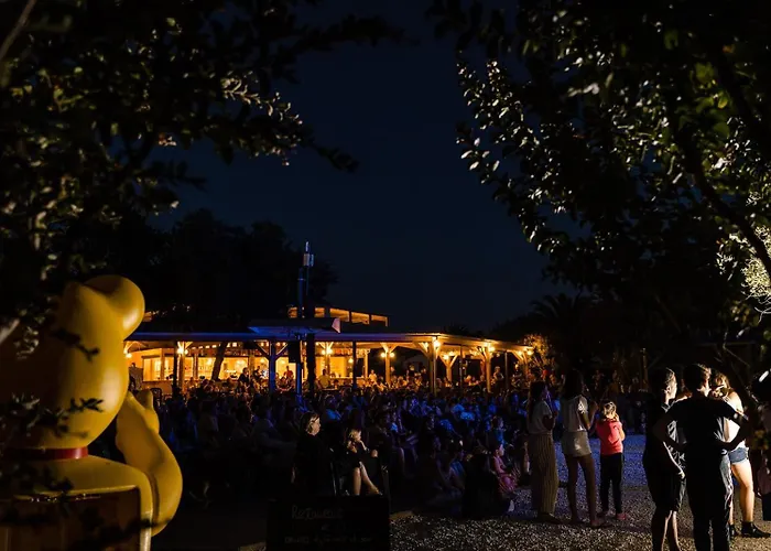 Et Soleil 5 Etoiles A Oleron Empl 170 3ch 1sdb 8 Personnes Apartamento